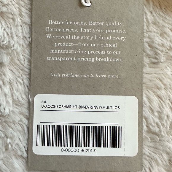 Everlane The Cashmere Rib Beanie Unisex NWT - Picture 9 of 11